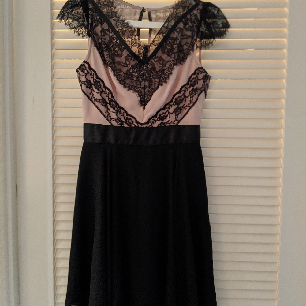 Cocktail dress in nude and black (UK10)